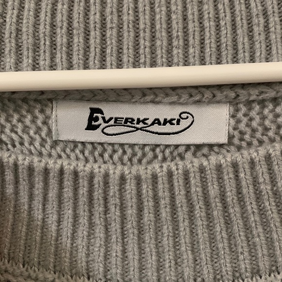 Sweater - Grey - Picture 3 of 3